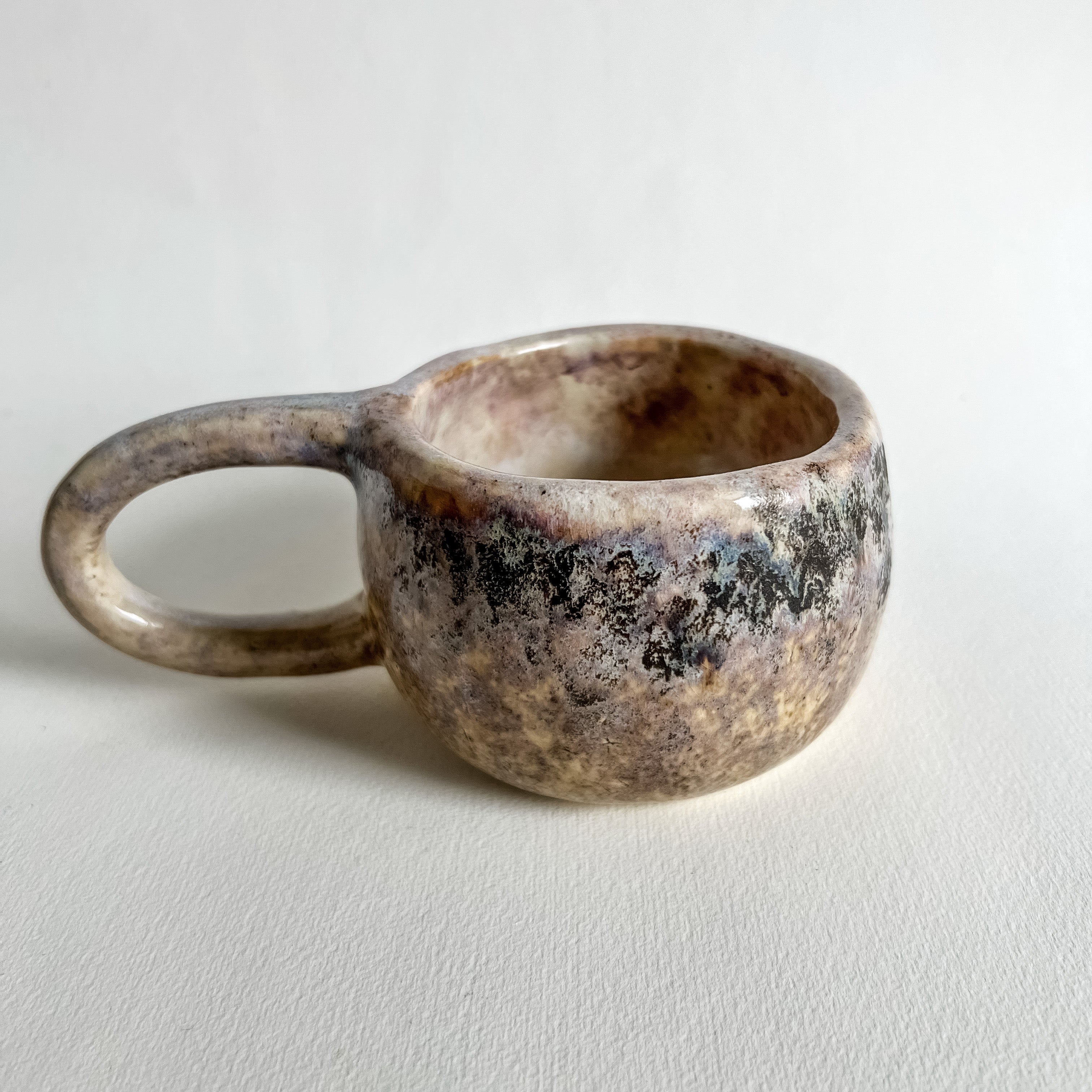 glaze coffee mug with large handle 